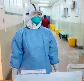 【疫情防控 凯发k8在行动】兰大一院发热门诊：四天三夜坚守的医生