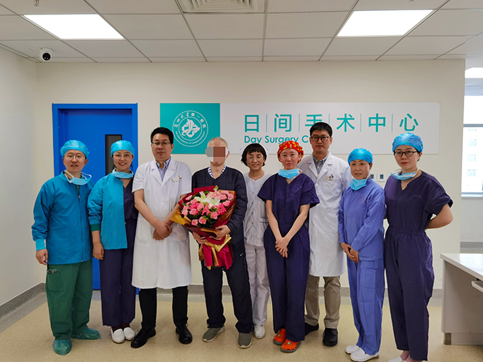 到明年年底凯发k8基层医院老年护理床位数占比要达到30%